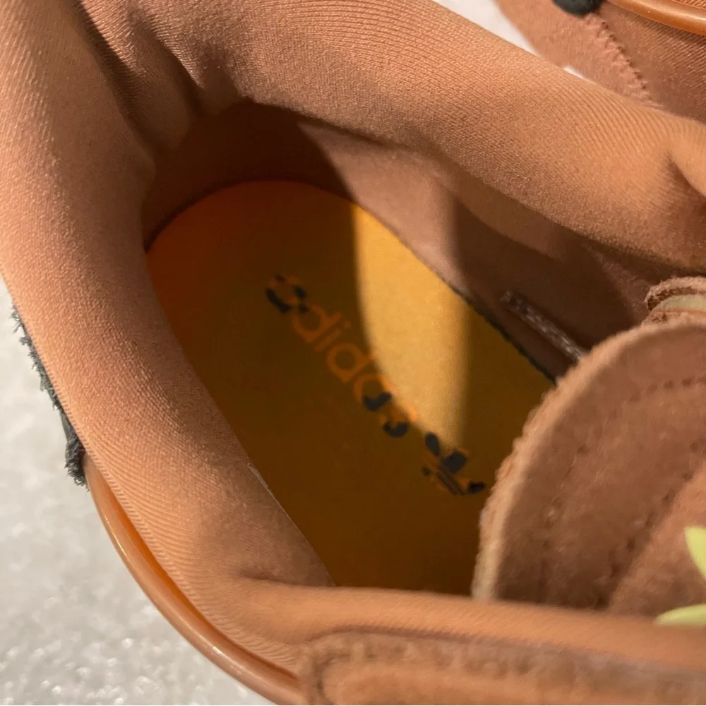 Adidas Ozweego Sneakers‎ Mens 12 Clay Orange Tan Shoes Running Basketball 791004